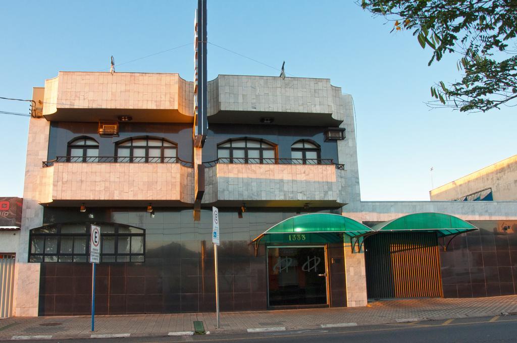 Hotel Carolina Plaza Uberaba Exterior photo