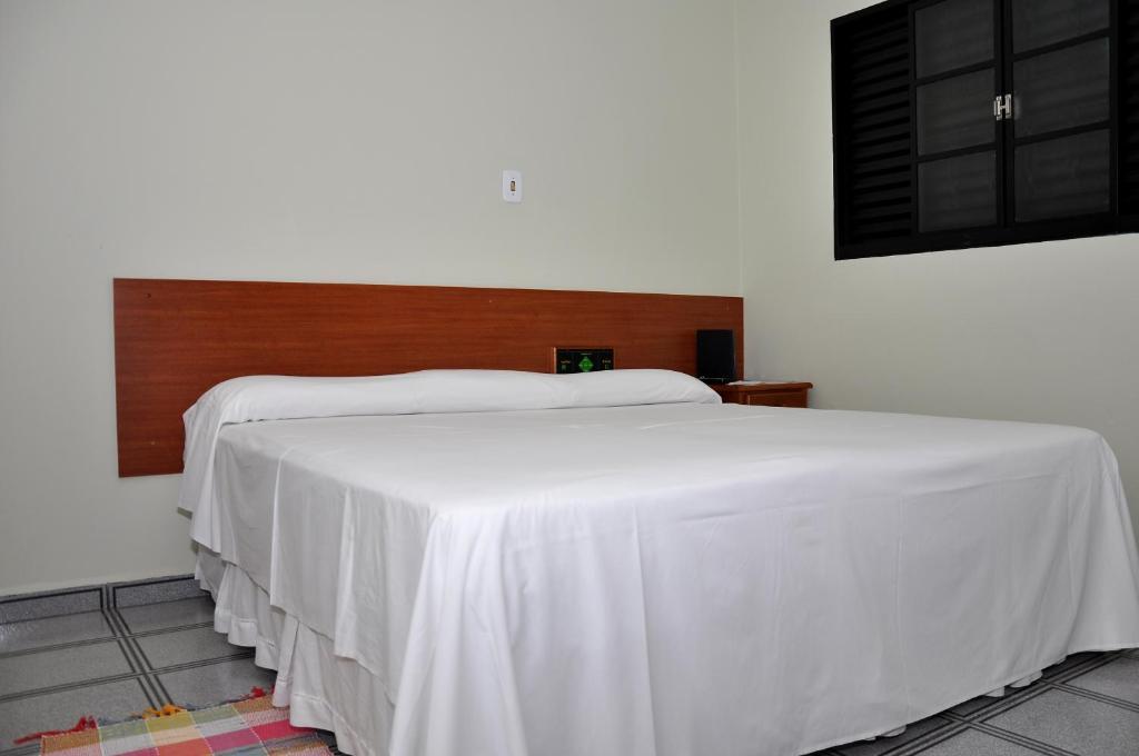 Hotel Carolina Plaza Uberaba Exterior photo